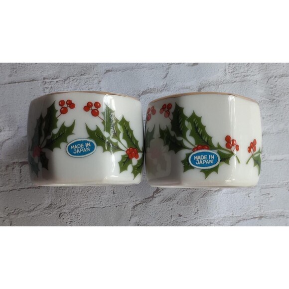 Vintage Set of 2 Ceramic Holiday Napkin Rings | Holly and Berry | Gift Idea - Picture 3 of 3